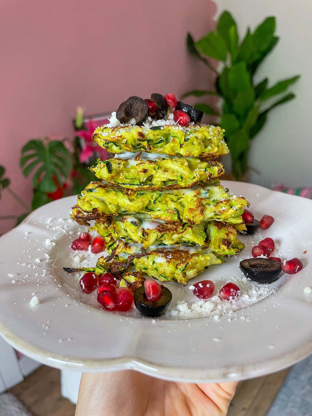 Back on Track recept: courgetteschijfjes met granaatappel